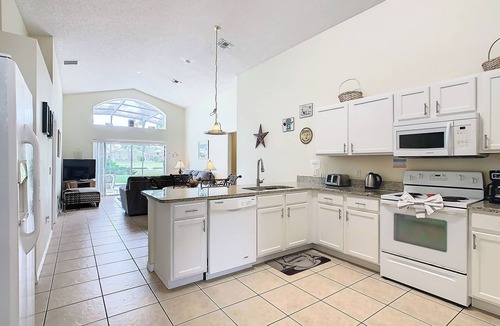 Haines City Villa | Golfview 4 bedroom villa with pool in Southern Dunes, 20 miles from Disneyworld