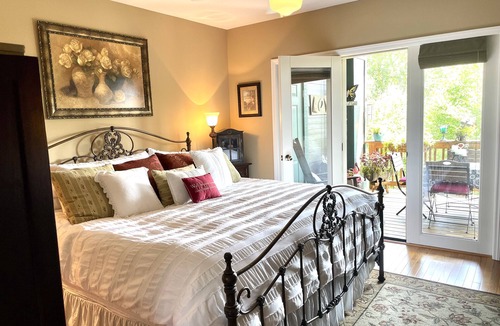 Foscoe Condo | Gorgeous Condo With a Breathtaking View Of The Blue Ridge Mountains