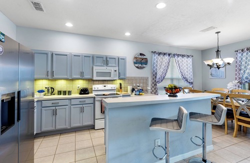 Watersong Villa | Gorgeous Davenport 5 Bed Villa with Pool Hot Tub