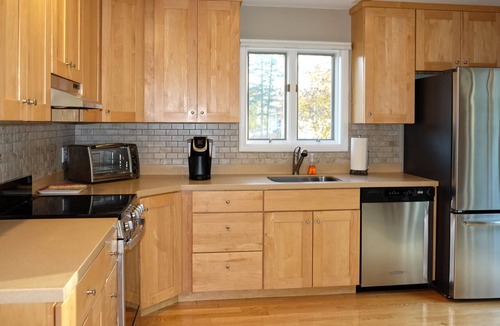 Manset House | GORGEOUS PREMIER 4 LEVEL END UNIT TOWNHOUSE W HARBOR VIEWS OCEAN ACCESS!
