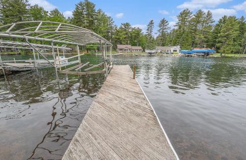 Rapid City House | Gorgeous Torch River 3BDR Home Minutes to the Sandbar 8015