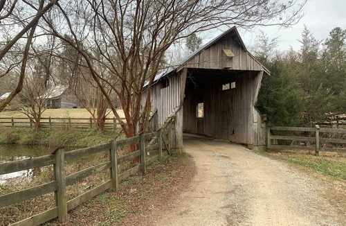Fentress Cabin | Got Cabin Fever? - The Pretty Petunia