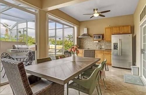 McGregor House | Grand 4250 Sq Ft Canal Access