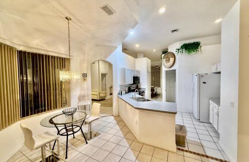 Sandy Ridge House | Grand Luxury 4BR Pool Home Near Disney Parks