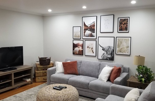 Nauck House | Great 3 bedroom, 2.5 bath with attached garage close to everything!