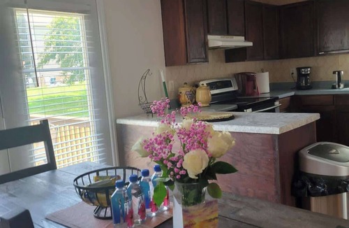 Greensboro House | Great 4BR Home Near Emerald Pointe & Downtown