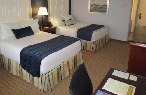 Florida Central Atlantic Coast House | Great Find! 2 Great Units for Families, Near Convention Center, Pool, Restaurant