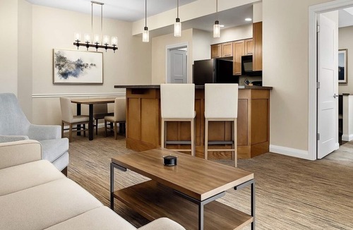 Sevierville Condo | Great Smokies Lodge - Free Waterpark Passes - Near Golf, Dollywood, NASCAR Park