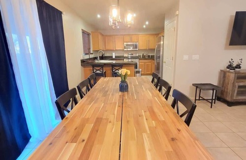 Green Valley House | Green Valley Los Arroyos Home Modern & Comfortable Residence 4BR/2BA