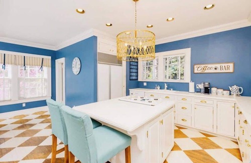 High Point House | Greenway Manor: Grand Historic Home on Lush Grounds
