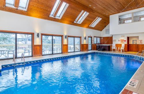 Stowe Area Hotel | Grey Fox Inn