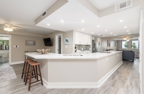 Holiday Isle Condo | Gulf View at Jetty East! Newly Renovated in 2021! One FREE Beach Chair Setup Dai