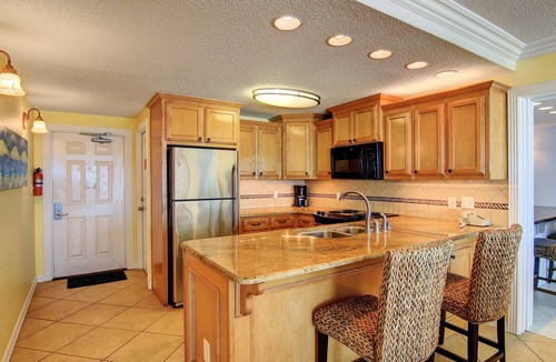 Corpus Christi Condo | Gulfstream Condos Double Unit | 2 Adjoining Beachfront Top-Floor Units