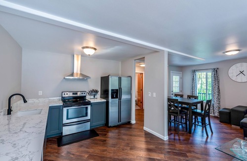 Echo Lake House | Half duplex with expansive deck and outdoor space, master ensuite, dogs OK