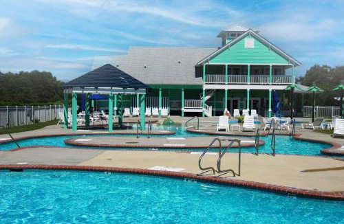 Bermuda Bay Apartment | Hamilton Cay at Bermuda Bay by Kees Vacations