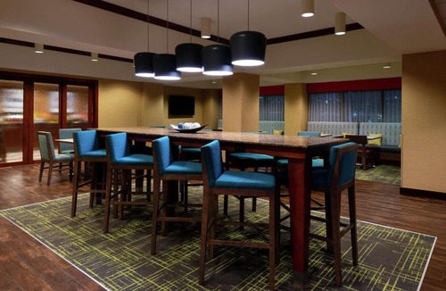 Greensboro Hotel | Hampton Inn Greensboro Airport