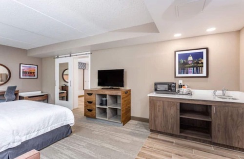 Harrisburg Hotel | Hampton Inn Harrisburg-East (Hershey Area)