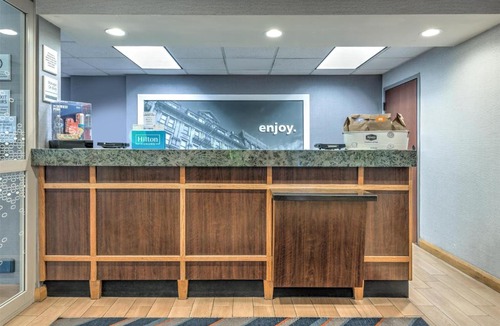 Encanto Hotel | Hampton Inn Phoenix Midtown Downtown Area