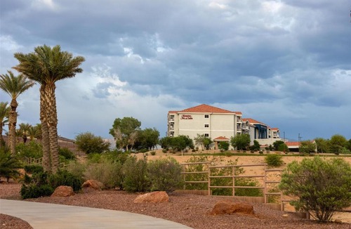 Mesquite Hotel | Hampton Inn & Suites by Hilton Mesquite