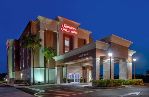 Caloosahatchee Hotel | Hampton Inn & Suites Cape Coral/Fort Myers