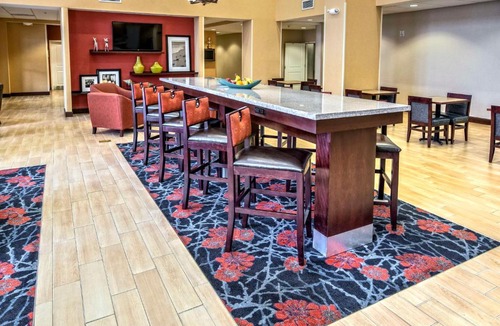 Estero Hotel | Hampton Inn & Suites Fort Myers Estero
