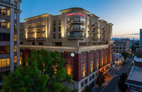 Roanoke Hotel | Hampton Inn & Suites - Roanoke-Downtown, VA