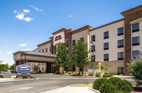 Downtown Prescott Valley Hotel | Hampton Inn & Suites Prescott Valley