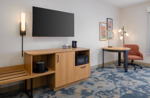 Downtown Prescott Valley Hotel | Hampton Inn & Suites Prescott Valley