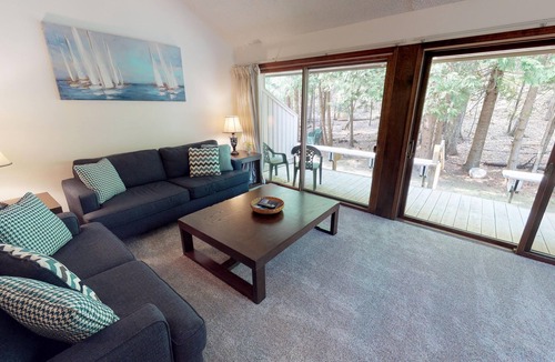 Harbor Springs Condo | Harbor Cove! 5 Bedroom! #82 Ski, Golf, Shop!