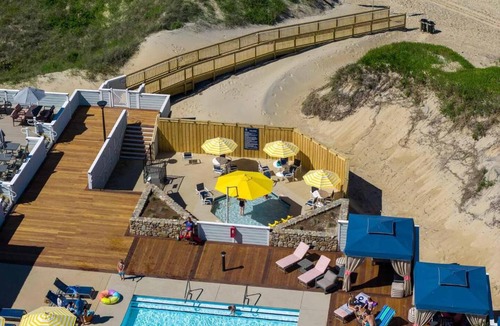 Buxton House | Hatteras Retreat Oceanfront 7 Bedroom Home