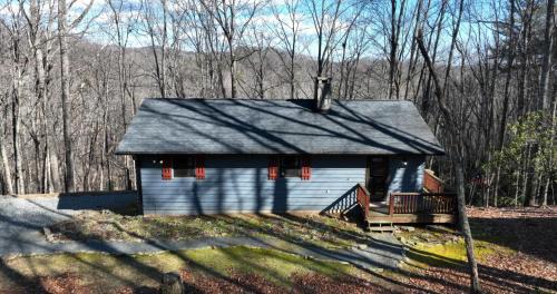 Deep Gap House | Hawk Ridge Haven - Powder Horn Mountain