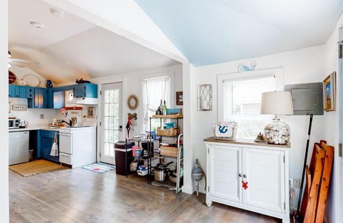 Eastham House | Hay Cottage