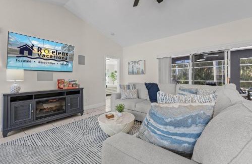 Pelican House | Heated Pool, Hot Tub, Grill, Lanai Dining & More - Villa Simply Blessed - Roelens