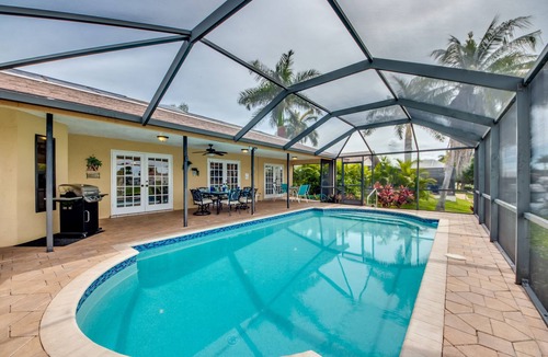 Caloosahatchee House | Heated Pool, Kayaks, Bikes, Gulf Access. 73reviews.Villa 23