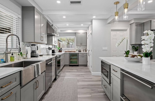 East Fort Lauderdale House | Heated Pool, Stylish Home Walkable to Beach, Galleria & Dining!