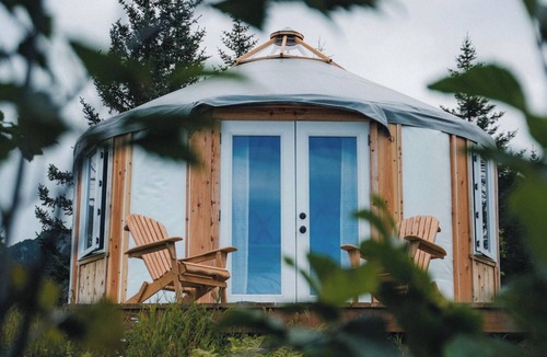 Seward Apartment | Helicopter Accessible Yurt on Iceberg Filled Lagoon relaxing getaway for couples
