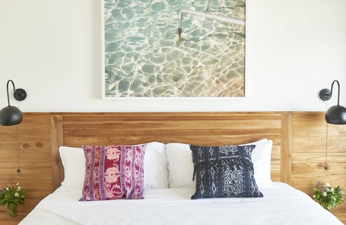 Montauk Hotel | Hero Beach Club | King | Stay Steps to Montauk's Lighthouse - 5.9 m.a.