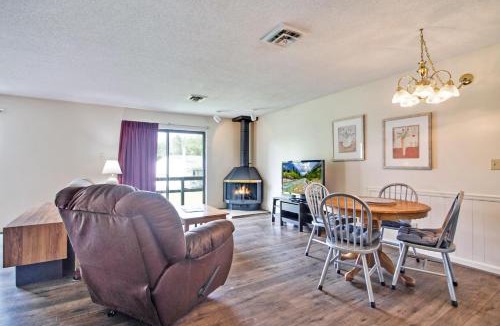 Lake Tansi Apartment | Hiawatha East Lake Tansi by CoolVacay