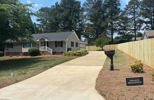 Mebane House | Hideaway by Tanger Outlets