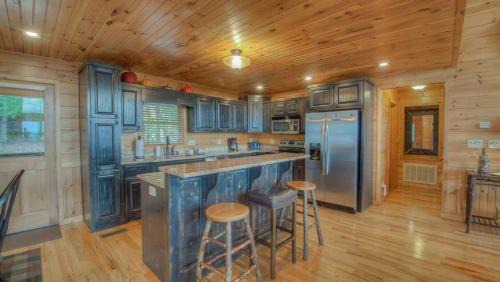 Mineral Bluff House | High Five Lodge