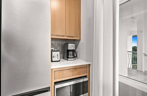 Rosemary Beach Condo | High Pointe 414 Renovated Gulf-View Condo With Pool Views