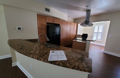Historic Old Northeast House | Highly desirable, Historic Old Northeast Poinciana townhome.
