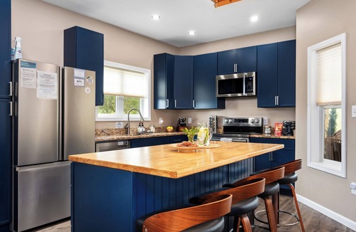 Davis House | Hike,fish,see a waterfall!★HotTub&Sauna★7BR★5Kings