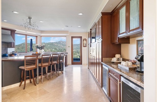 Poway House | Hillside Family Oasis: Infinity Pool & Sunset Spa w/o Guesthouse