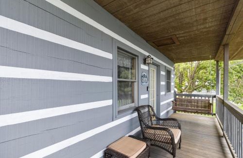 Fancy Gap House | Hillside Hideout Log Cabin For 2! Cabin 10