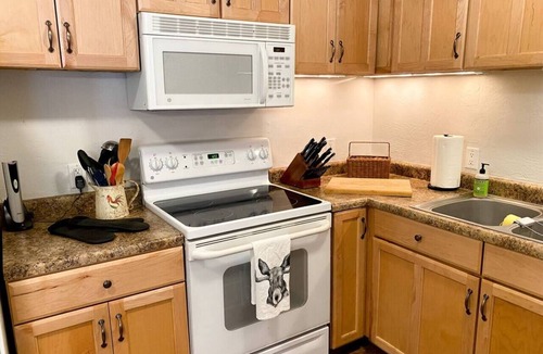 Heber Cabin | Hilltop Haven | Kid-friendly~New Deck~Nearby Lakes