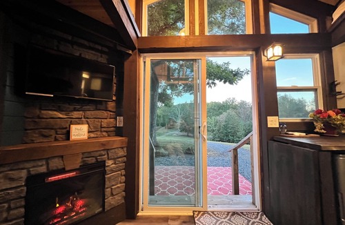 Rutherfordton Cottage | Hilltop Private Tiny Chalet on a Large Farm. Tryon Equestrian. Starlink WiFi.