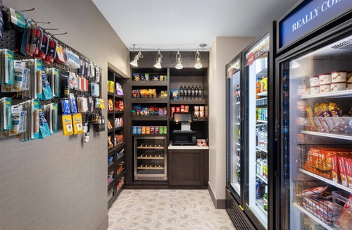 Belltown Hotel | Hilton Garden Inn Seattle Downtown