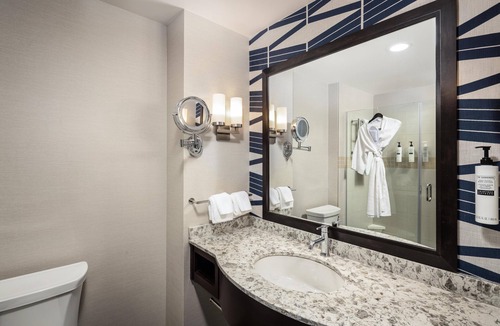 Belltown Hotel | Hilton Garden Inn Seattle Downtown
