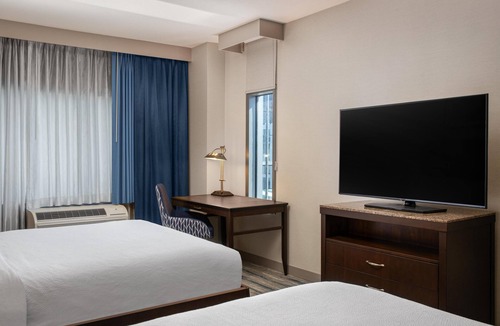 Belltown Hotel | Hilton Garden Inn Seattle Downtown